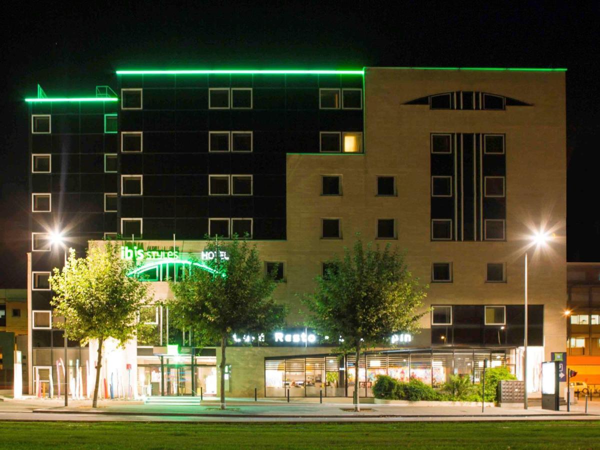 Hotel ibis Styles Bordeaux Centre Mériadeck Exterior foto